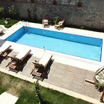 Oda ve Kahvaltı Küçükköy Otel Ayvalı