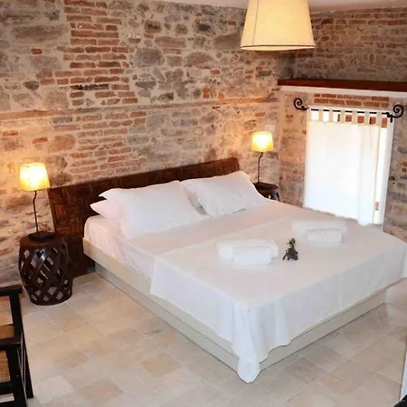 住宿加早餐酒店 Kuecuekkoey Otel *