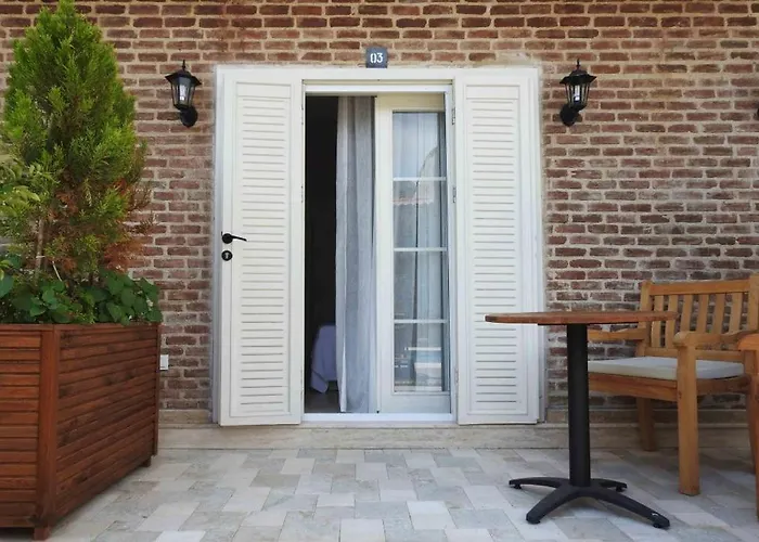 Bed & Breakfast Kuecuekkoey Otel